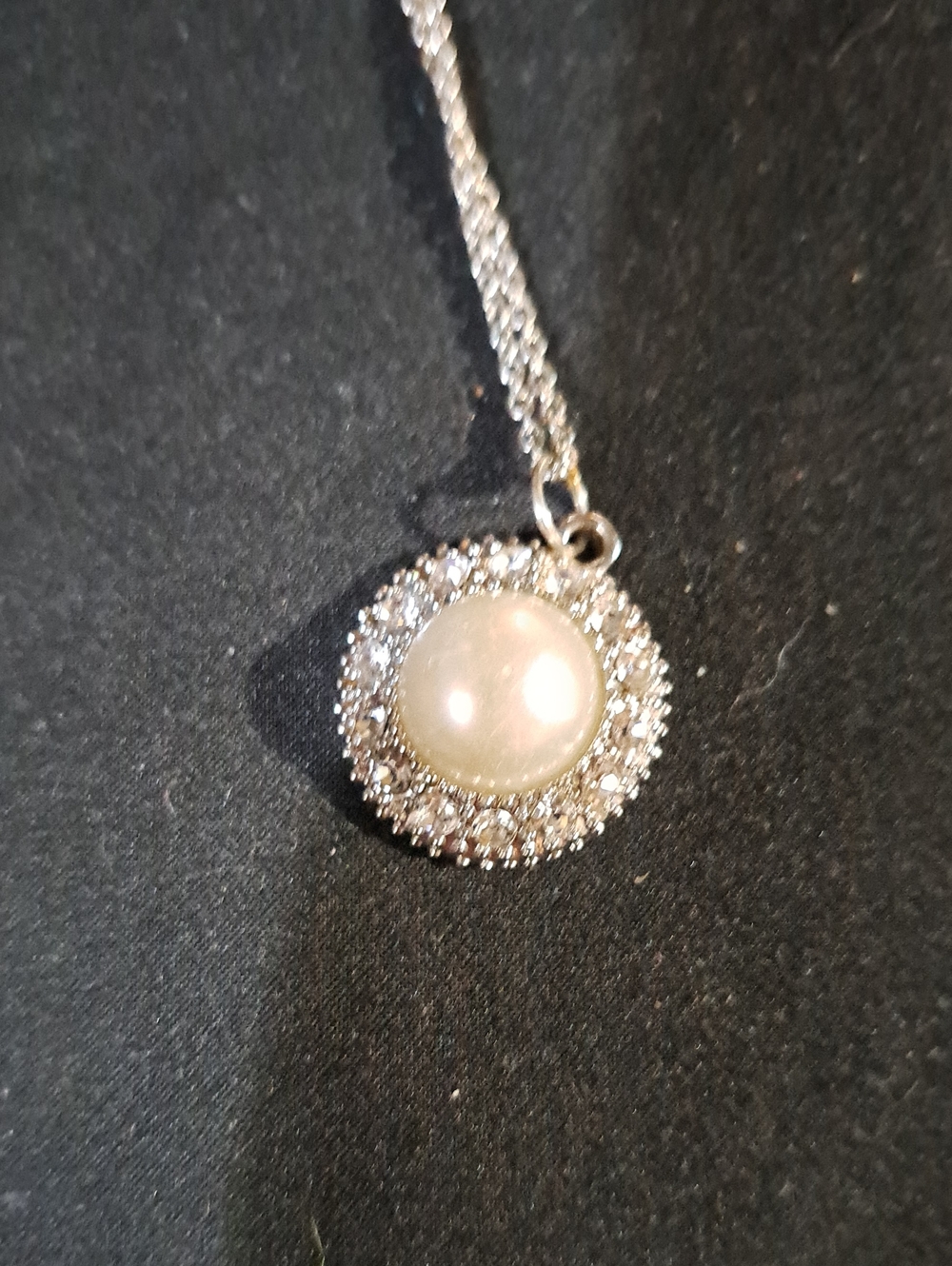 9.25 Salt water pearl necklace Cz